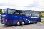 Mercedes Tourismo von Edtbrustner Reisen aus �sterreich am 7.5.2015 in Krems.