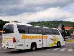 Mercedes Tourismo von Humpelstetter Reisen aus Nieder�sterreich im Juni 2015 in Krems.