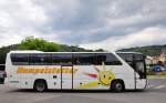 Mercedes Tourismo von Humpelstetter Reisen aus Nieder�sterreich im Juni 2015 in Krems.