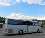 Mercedes Tourismo von F�rst Reisen aus der BRD in Krems gesehen.