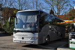 Mercedes Tourismo von Gansberger Reisen aus Nieder�sterreich im Krems gesehen.