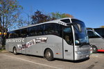 Mercedes Tourismo von Gansberger Reisen aus Nieder�sterreich im Krems gesehen.