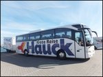 Mercedes Tourismo von Hauck aus Deutschland mit H�nger im Stadthafen Sassnitz.