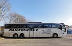 Mercedes Tourismo von Gansberger Reisen aus �sterreich in Krems gesehen.