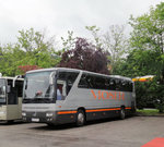 Mercedes Tourismo von Moser Reisen aus �sterreich in Krems gesehen.