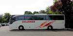 Mercedes Tourismo von Geldner Reisen aus Nieder�sterreich in Krems gesehen.
