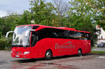 Mercedes Tourismo von Diamond Tour aus der CZ in Krems gesehen.