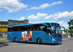 Mercedes Tourismo von Lassnig Reisen aus �sterreich in Krems gesehen.