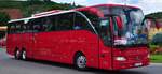 Mercedes Tourismo von Neubauer Reisen aus Ober�sterreich in Krems gesehen.