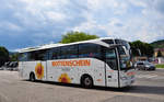 Mercedes Tourismo von Bottenschein Reisen aus der BRD in Krems gesehen.