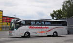 Mercedes Tourismo von Klosterhuber Reisen aus der BRD in Krems gesehen.