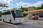 Mercedes Tourismo von H�ller Busreisen aus Wien 06/2017 in Krems.