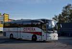 Mercedes Tourismo von CEPERA Reisen aus �sterreich 10/2017 in Krems.