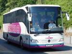 Mercedes Tourismo von Schneider aus Deutschland im Stadthafen Sassnitz.