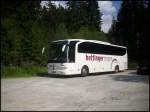 Mercedes Travego von Hettinger Reisen aus Deutschland vor dem gro�en Arbersee.