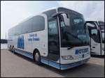 Mercedes Travego von Motzek aus Deutschland im Stadthafen Sassnitz.