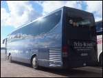 Mercedes Travego von Felix-Reisen aus Deutschland im Stadthafen Sassnitz.