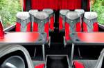 Herrliche Sitzgruppen im Mercedes Travego von k 6 k Busreisen (�FB Mannschaftsbus) aus Nieder�sterreich,im Juni 2015 in Krems.