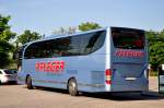 Mercedes Travego von Pfleger Reisen aus Nieder�sterreich im Juli 2015 in Krems.