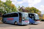 Mercedes Travego und einen Setra 516 HD von Pfleger Reisen aus Nieder�sterreich in Krems gesehen.
