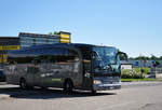 Mercedes Travego aus Ungarn in Krems gesehen.