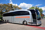 Mercedes Travego von SCHWAB Reisen,Reiseb�ro,Taxi Omnibusse aus �sterreich in Krems gesehen.