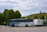 Mercedes Travego mit Radanh�nger von Cattazzo Reisen aus Italien in Krems.
