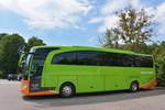 Mercedes Travego von Vincek Reisen aus HR 06/2017 in Krems.