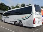 Mercedes Travego von Althoff aus Deutschland im Stadthafen Sassnitz.