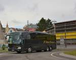 Mercedes Travego von Fischer Reisen aus der BRD 2018 in Krems gesehen.