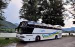 Neoplan Cityliner von Kris Travel aus BY am 18.7.2014 in der Wachau/Nieder�sterreich gesehen.