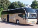 Neoplan Cityliner vom Reiseb�ro Belitz aus Deutschland im Stadthafen Sassnitz.