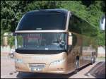 Neoplan Cityliner vom Reiseb�ro Belitz aus Deutschland im Stadthafen Sassnitz.