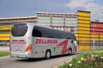 Neolan Cityliner von Zellinger Busreisen aus Ober�sterreich am 20.9.2014 in Krems gesehen.