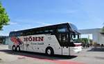 Neoplan Cityliner von H�HN Reisen aus der BRD am 8.5.2015 in Krems unterwegs.