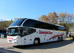 Neoplan Cityliner von Schmidatal Reisen aus �sterreich in Krems gesehen.
