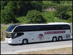Neoplan Cityliner von Schumacher aus Deutschland im Stadthafen Sassnitz.