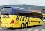 Neoplan Cityliner von Hietz Reisen aus Nieder�sterreich in Krems gesehen.