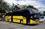 Neoplan Cityliner von HIETZ Reisen aus �sterreich in Krems gesehen.
