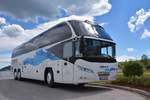 Neoplan Cityliner von GEHLE Reisen aus der BRD in Krems.