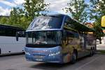 Neoplan Cityliner von HEITAUER Reisen aus der BRD in Krems.