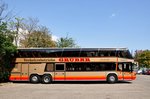 Neoplan Skyliner von Gruber Reisen aus �sterreich in Krems gesehen.