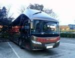 Neoplan Starliner von Zellinger Reisen aus �sterreich am 13.9.2014 in Krems gesehen.