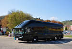 Neoplan Starliner von H�SSINGER Reisen aus �sterreich in Krems.