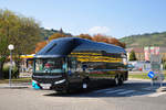 Neoplan Starliner von H�SSINGER Reisen aus �sterreich in Krems.