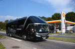 Neoplan STARLINER von der FULGRAFF Touristik aus der BRD in Krems.
