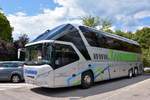 Neoplan Starliner von Tanzberger Reisen aus �sterreich in Krems.