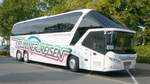 Neoplan von TR�MNER-Reisen steht im September 2019 in H�nfeld