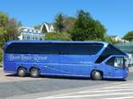 Neoplan Starliner von Buss-Linus Resor aus Schweden im Stadthafen Sassnitz.