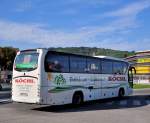 Neoplan Tourliner von K�chl Reisen aus Nieder�sterreich am 18.9.2014 in Krems gesehen.
